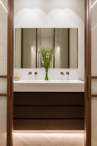 FF5E90AE-58E3-464E-8FA5-508CA07F1753